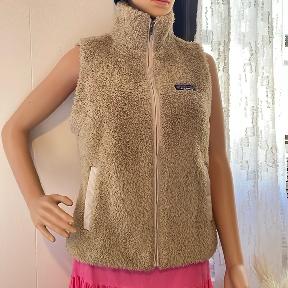 Patagonia Women's Beige Fleece Vest